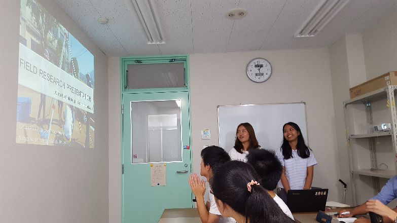 8/16に留学生が発表